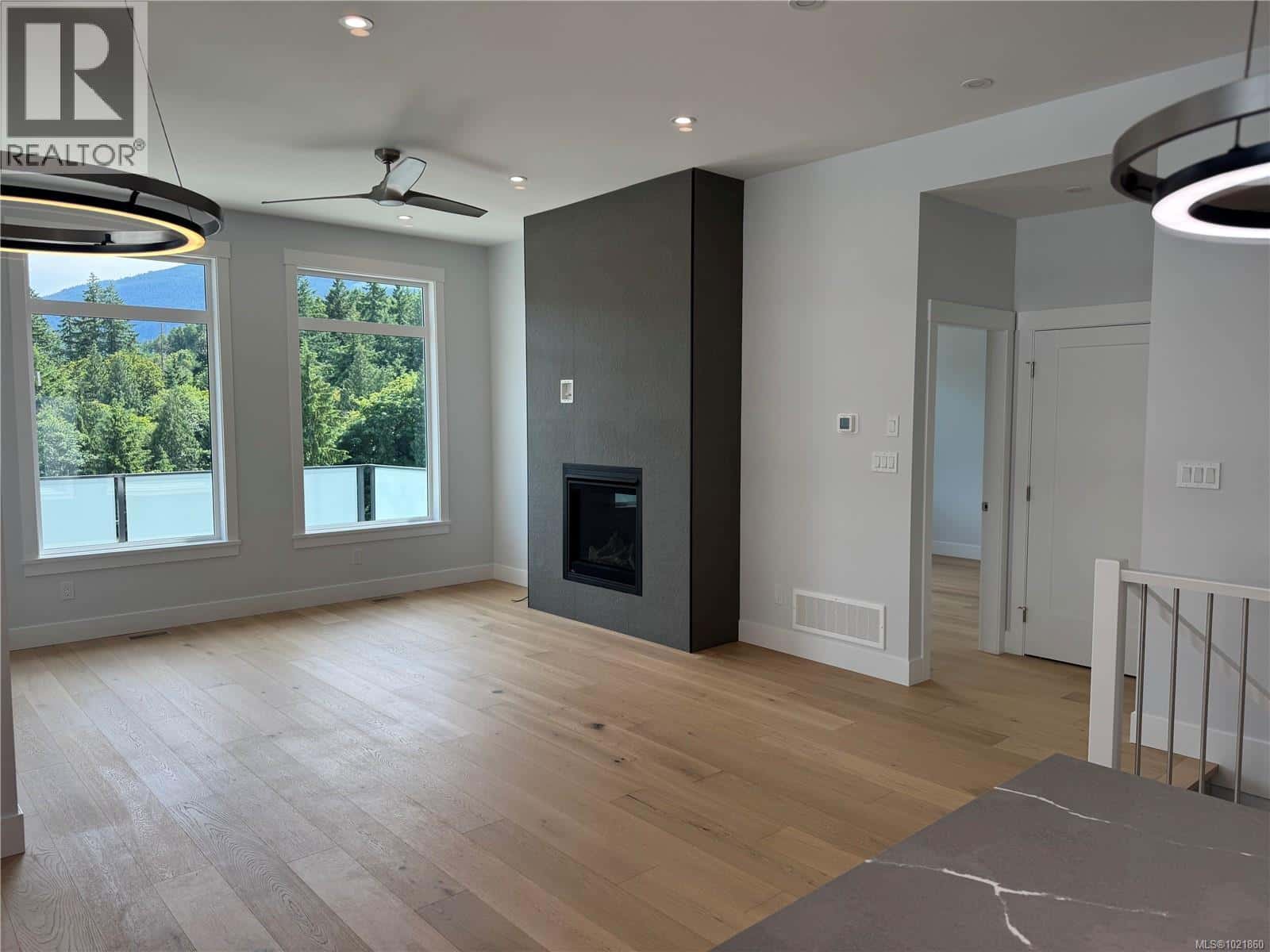 36 626 Farrell Rd — Ladysmith, British Columbia - Photo 4 of 7