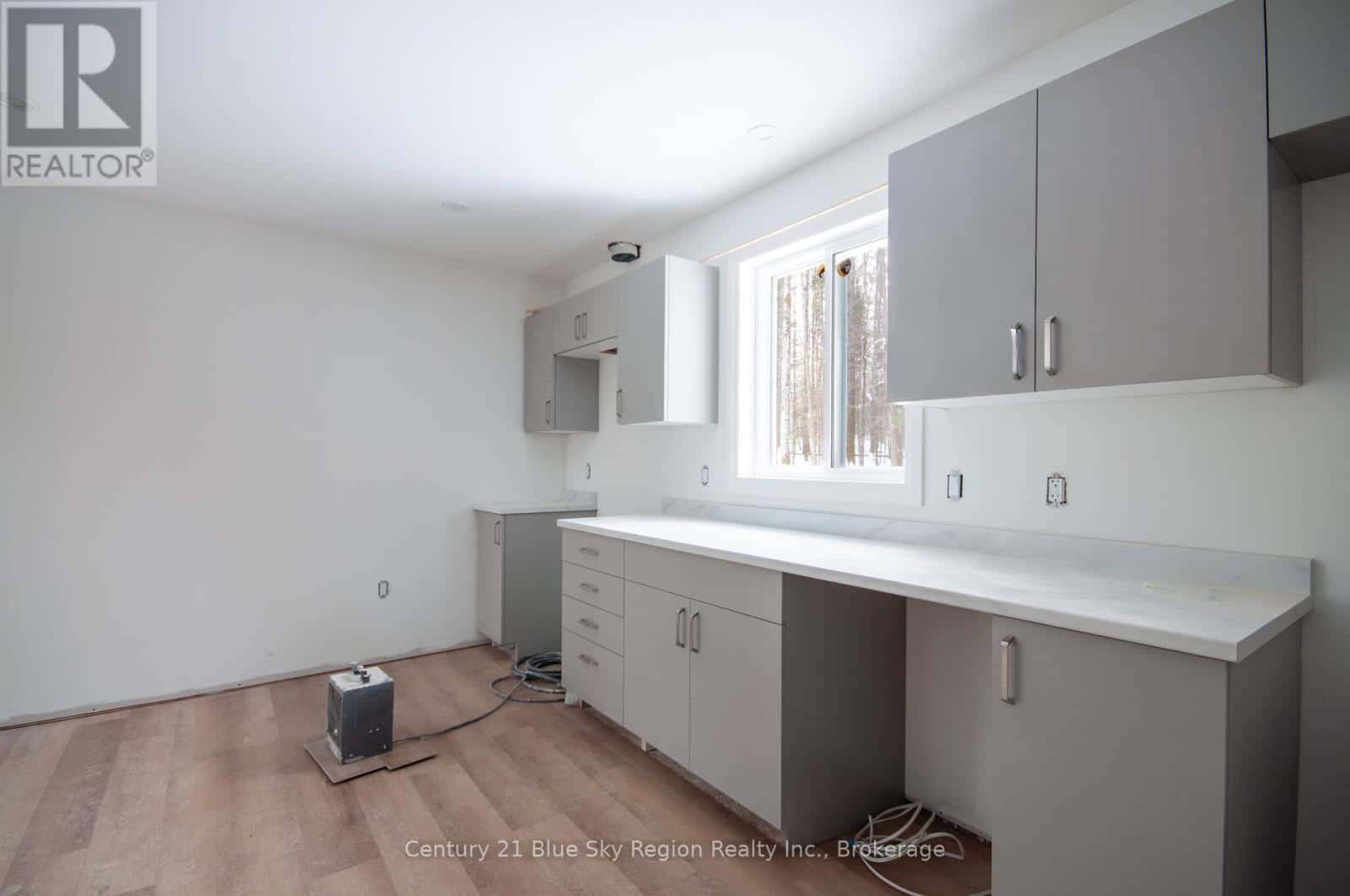 113 RIVERSIDE DRIVE — Bonfield, Ontario - Photo 3 of 17