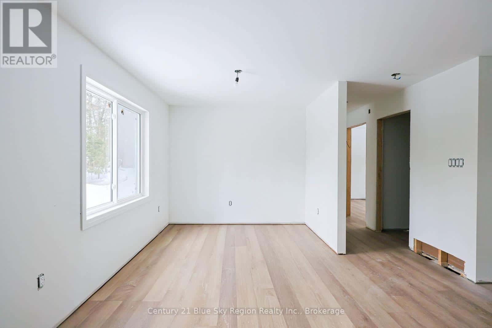 113 RIVERSIDE DRIVE — Bonfield, Ontario - Photo 5 of 17