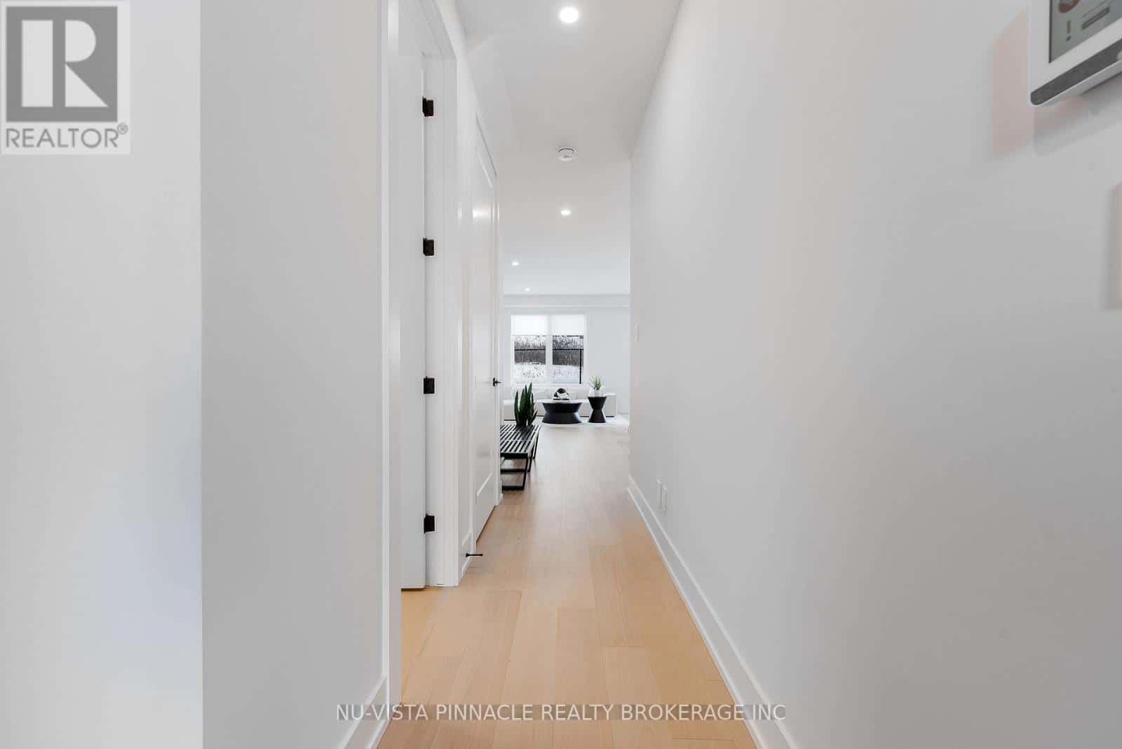 62 - 1175 RIVERBEND ROAD — London South (South B), Ontario - Photo 3 of 39