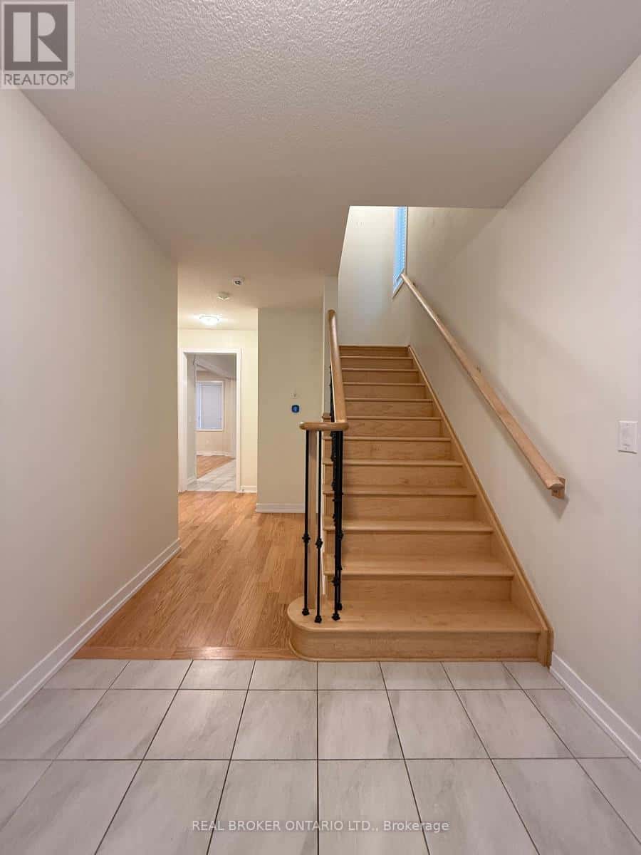 Thorold (Hurricane/Merrittville) — Thorold (Hurricane/Merrittville) - Photo 2 of 24