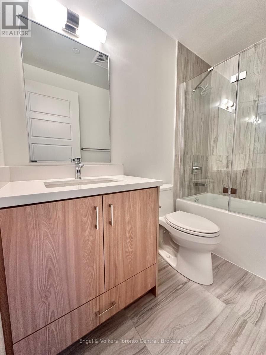 Innisfil — Innisfil - Main photo