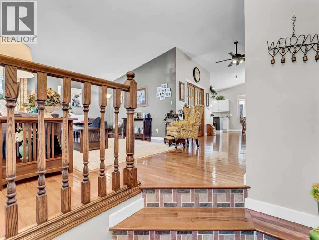 79 Fairview Way E — Brooks, Alberta - Photo 4 of 45