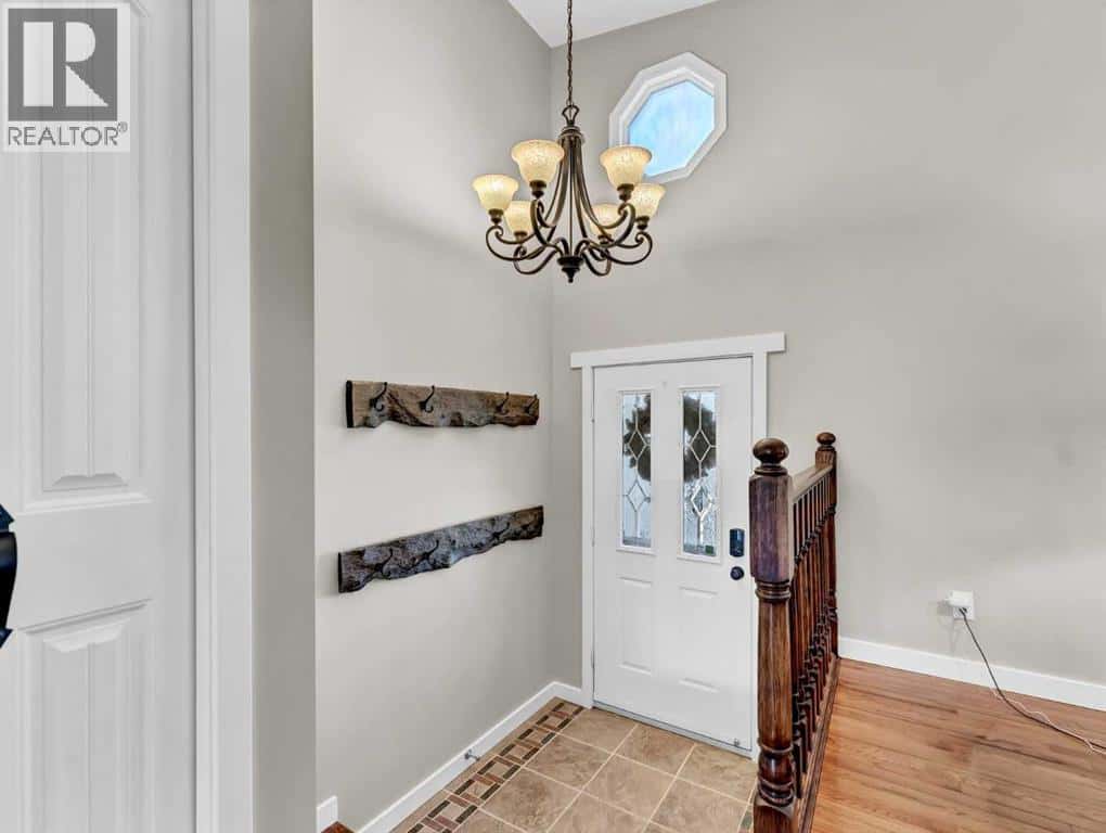 79 Fairview Way E — Brooks, Alberta - Photo 5 of 45