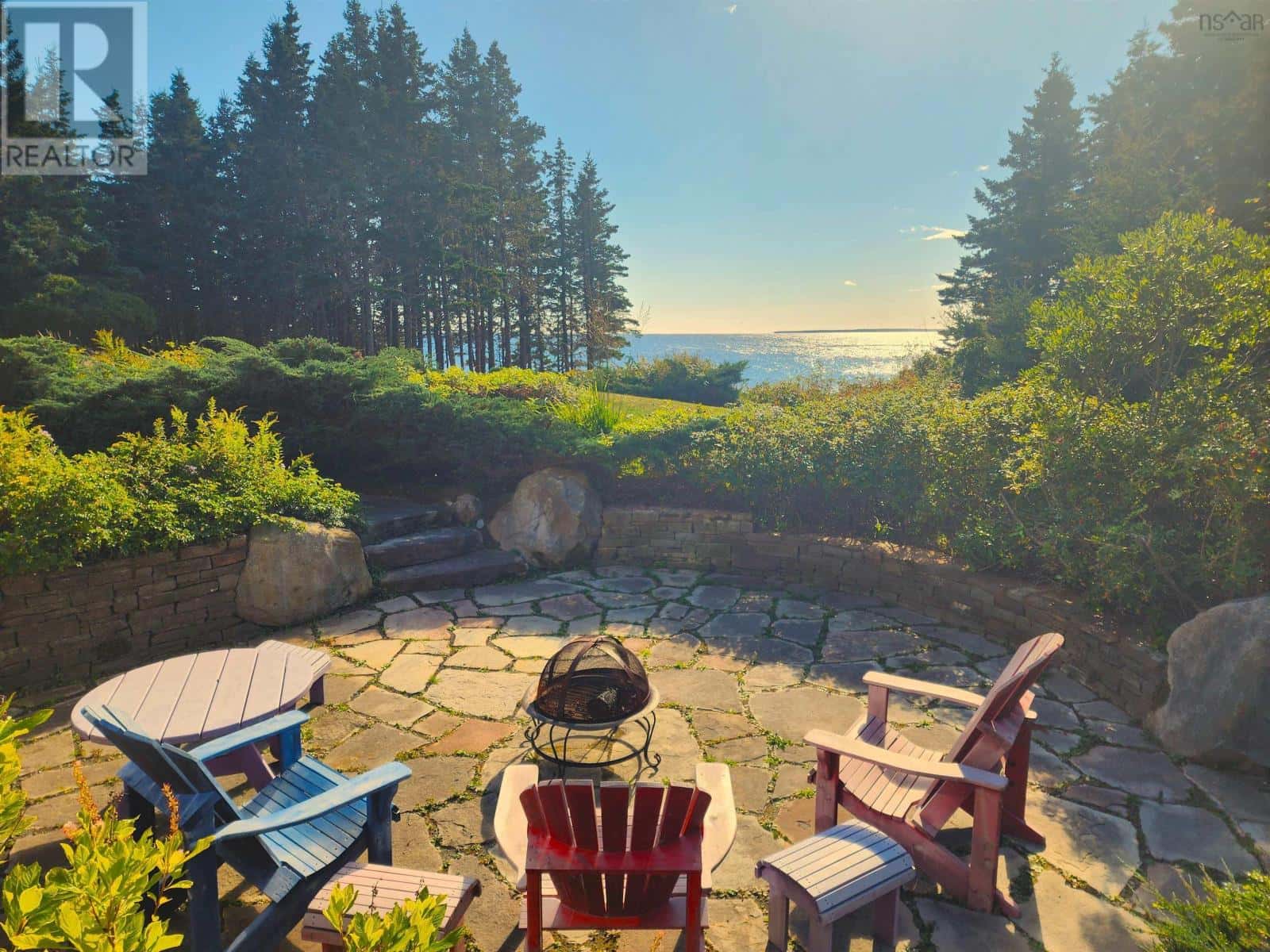 20 Pierce Point Road — Western Head, Nova Scotia - Photo 4 of 50