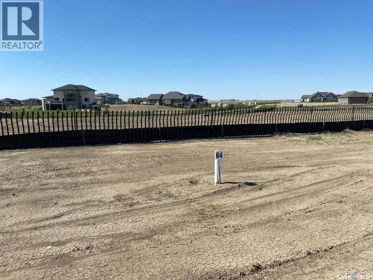 223 Iron Bridge DRIVE — Moose Jaw, Saskatchewan - Photo 2 of 5