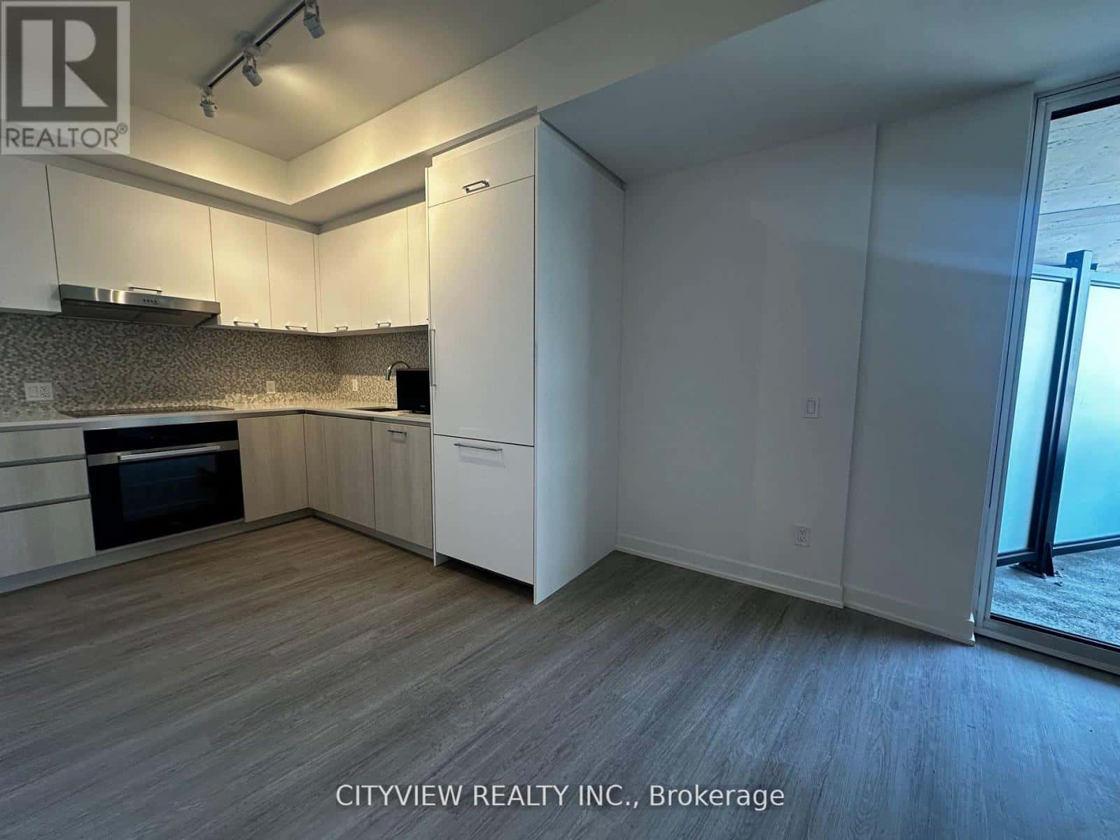 Vaughan (Uplands) — Vaughan (Uplands) - Photo 4 of 16