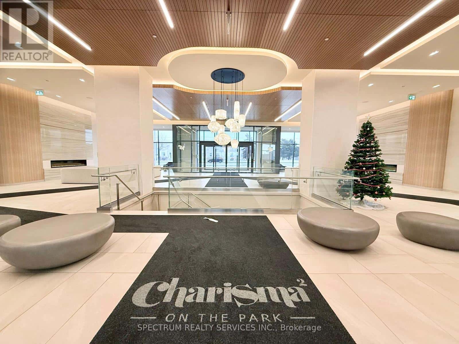 427 - 8960 JANE STREET S — Vaughan (Concord), Ontario - Photo 2 of 18