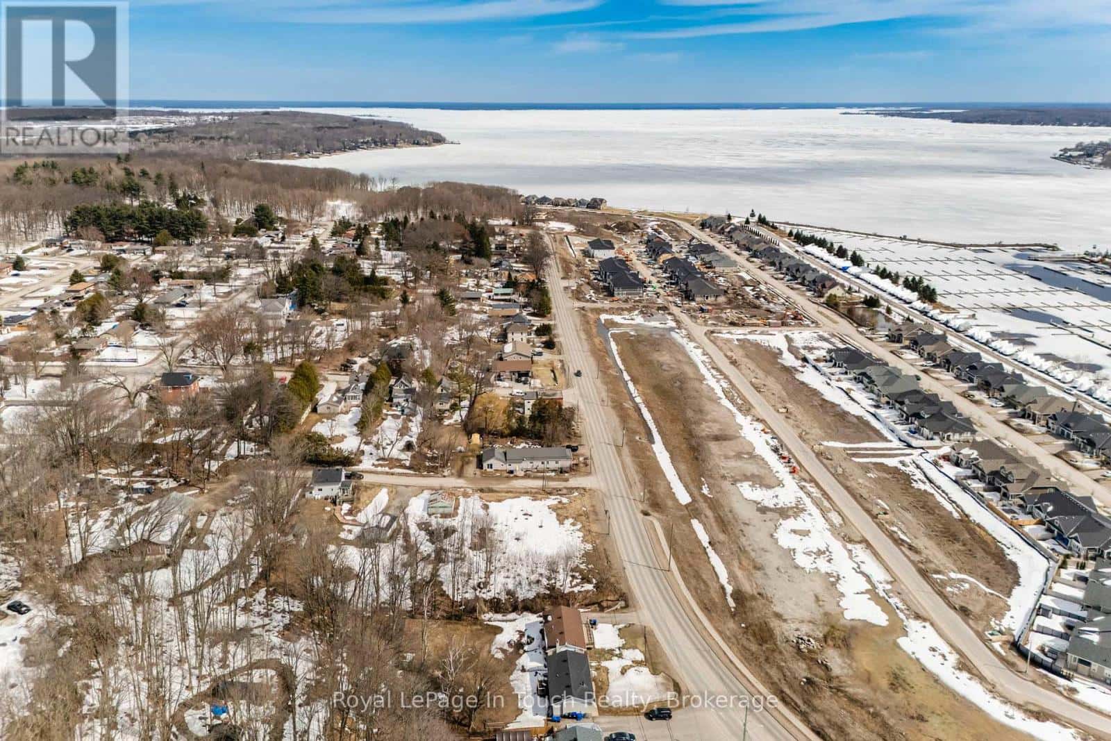 204 GIANETTO DRIVE — Midland, Ontario - Photo 5 of 15