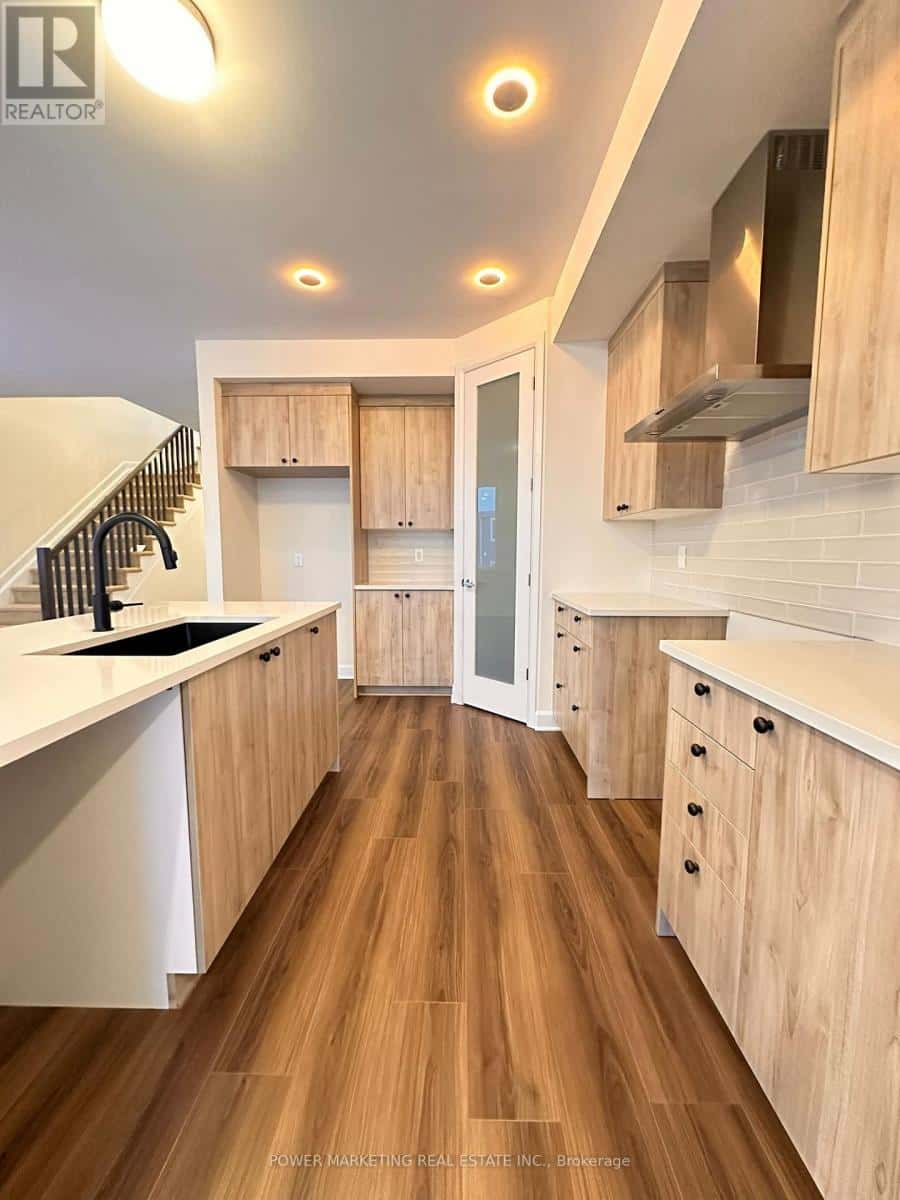 1028 VENTUS WAY — Ottawa - Photo 3 of 24