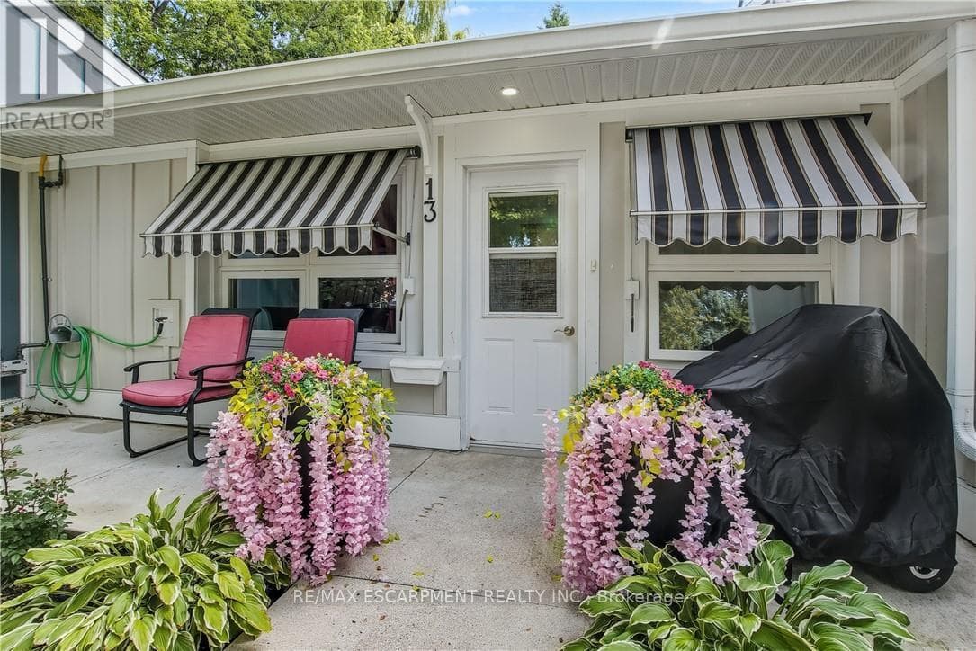 13 SISTER VARGA TERRACE — Hamilton (Kennedy), Ontario - Main photo