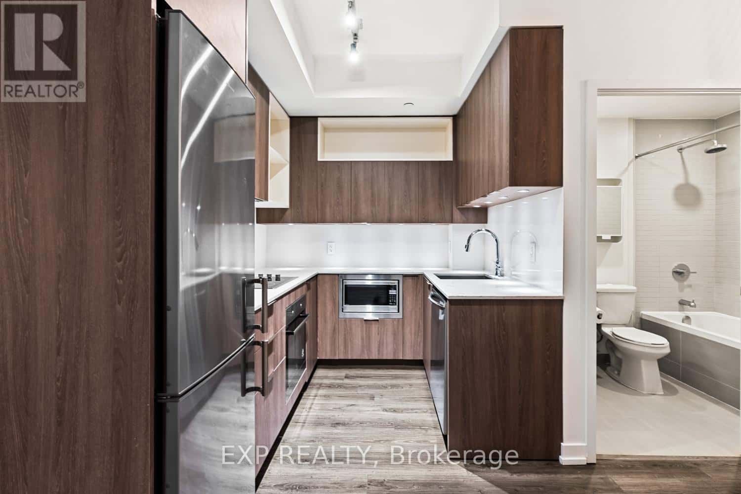 314 - 200 SACKVILLE STREET — Toronto (Regent Park), Ontario - Photo 3 of 41