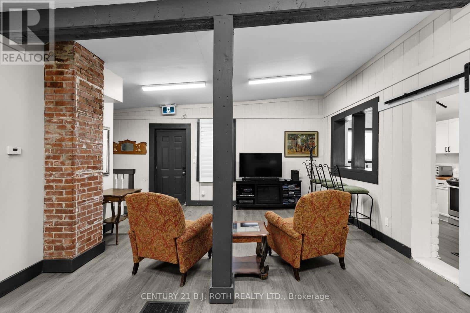 Springwater (Midhurst) — Springwater (Midhurst) - Photo 4 of 12