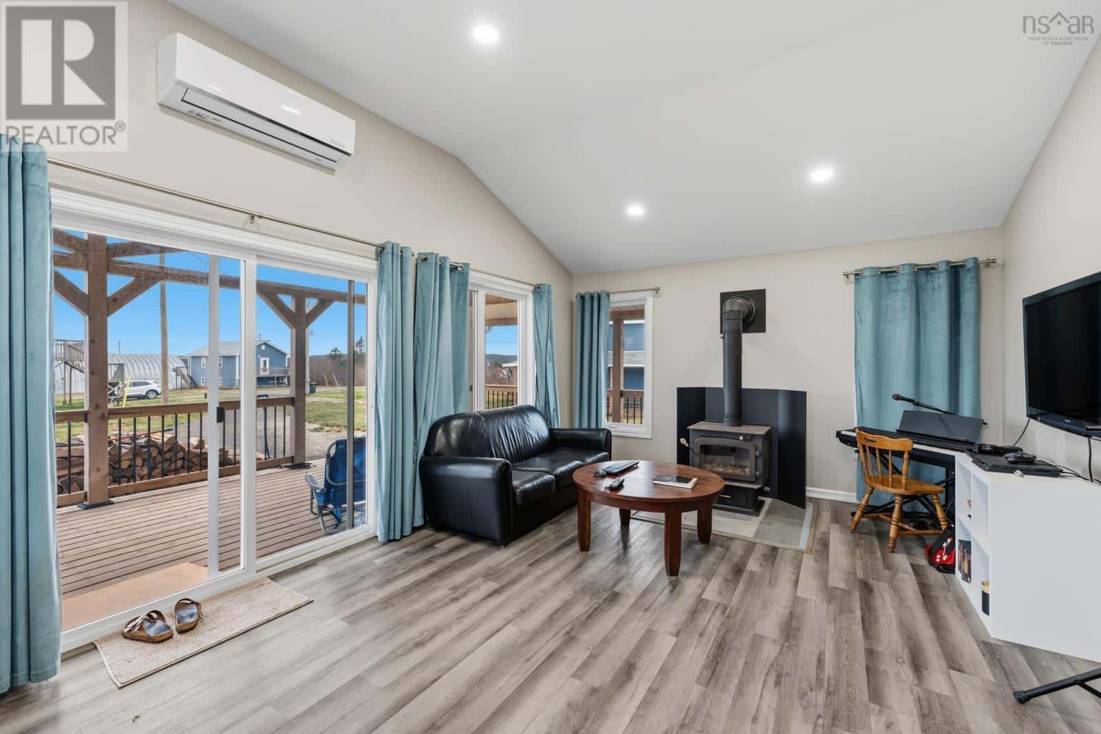 42 Beecher's Lane — East Ferry, Nova Scotia - Photo 5 of 36