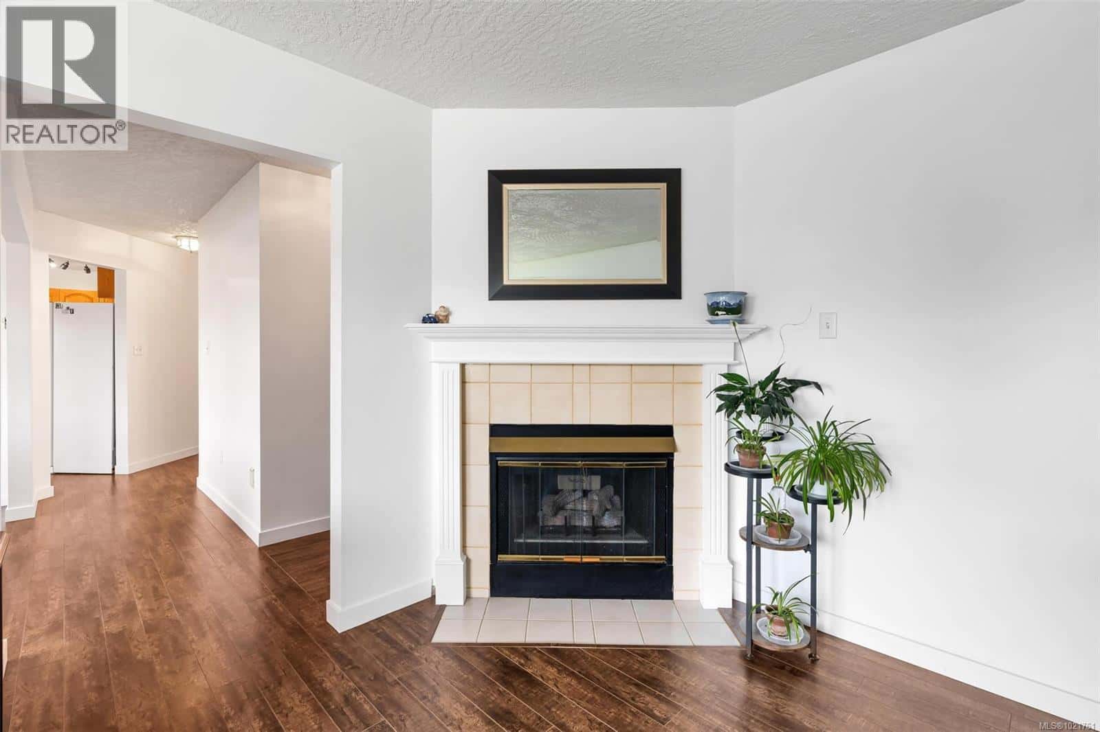 23 2560 Wilcox Terr — Central Saanich, British Columbia - Photo 5 of 28