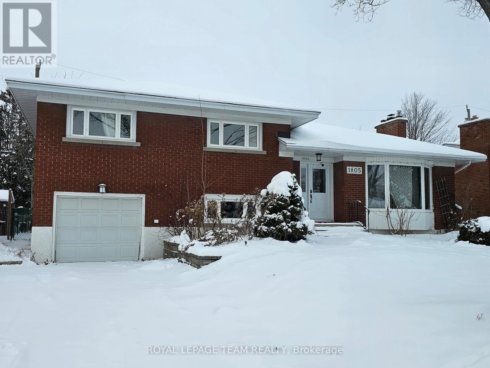 1805 FORMAN AVENUE — Ottawa - Main photo