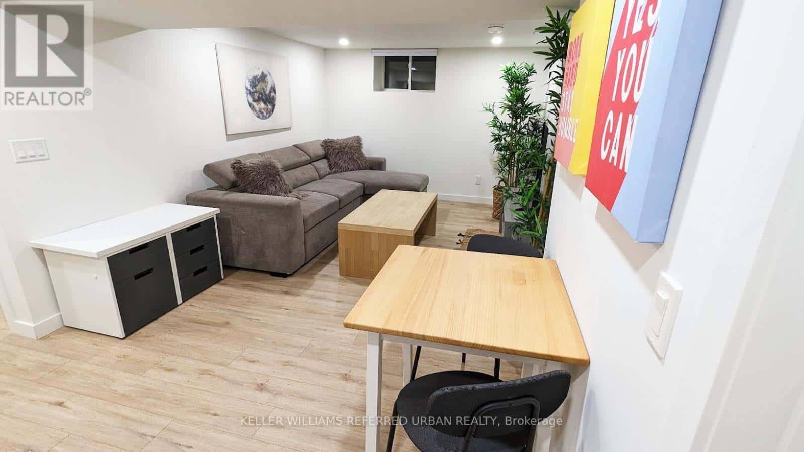 Toronto (Humber Heights) — Toronto (Humber Heights) - Photo 3 of 19