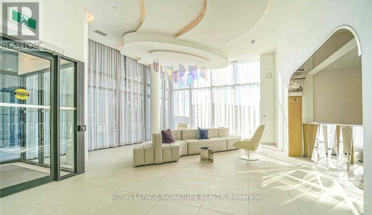 B520 - 3200 DAKOTA COMMON — Burlington (Alton), Ontario - Photo 2 of 19