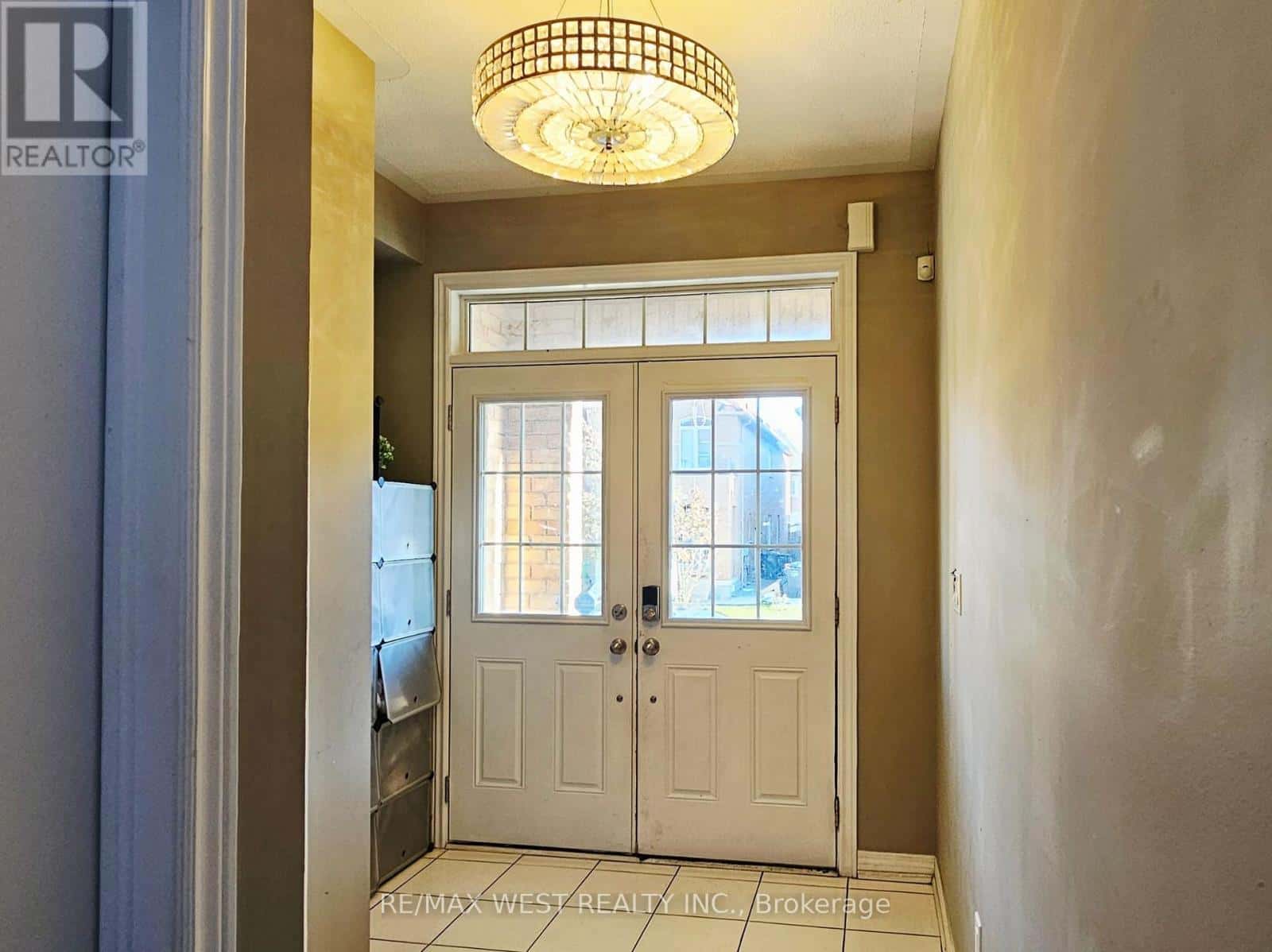 38 WASAGA ROAD — Brampton (Credit Valley) - Photo 4 of 25