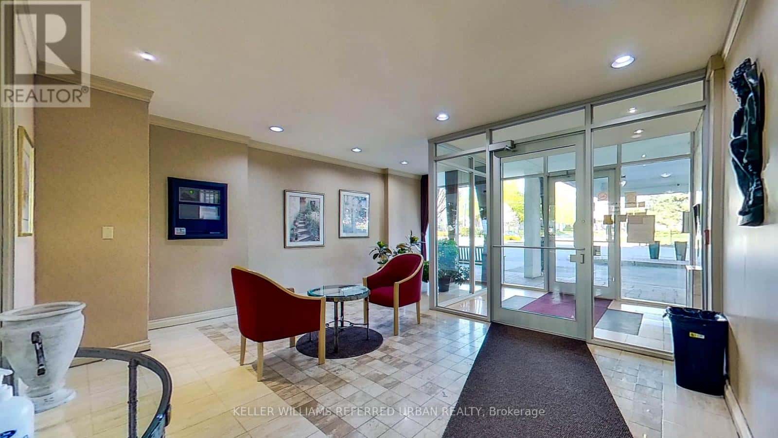 Toronto (Markland Wood) — Toronto (Markland Wood) - Photo 2 of 22