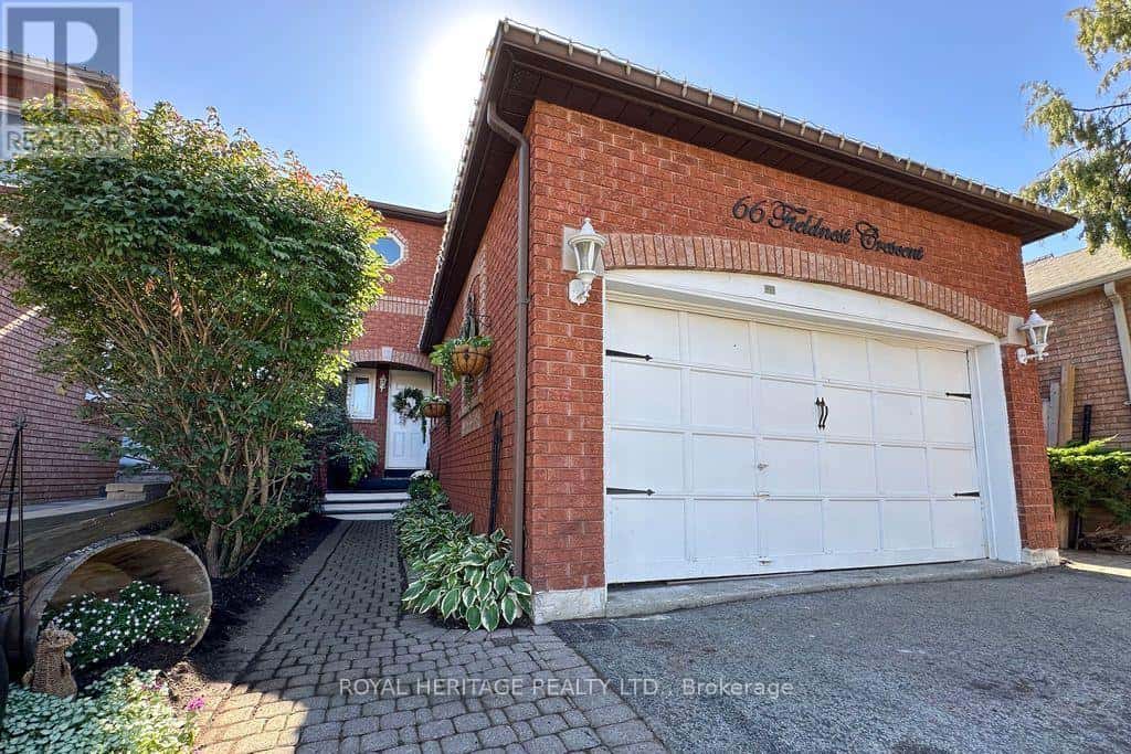 66 FIELDNEST CRESCENT — Whitby (Rolling Acres), Ontario - Photo 2 of 46