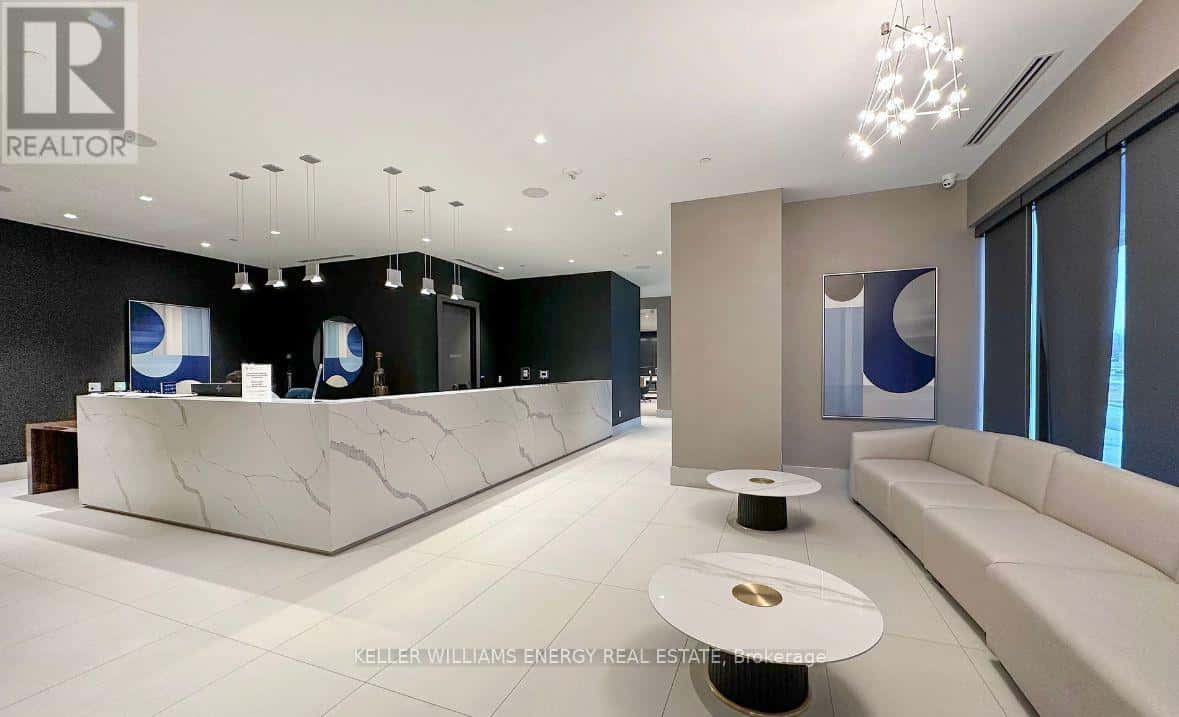 2421 - 2550 SIMCOE STREET N — Oshawa (Windfields), Ontario - Photo 4 of 29