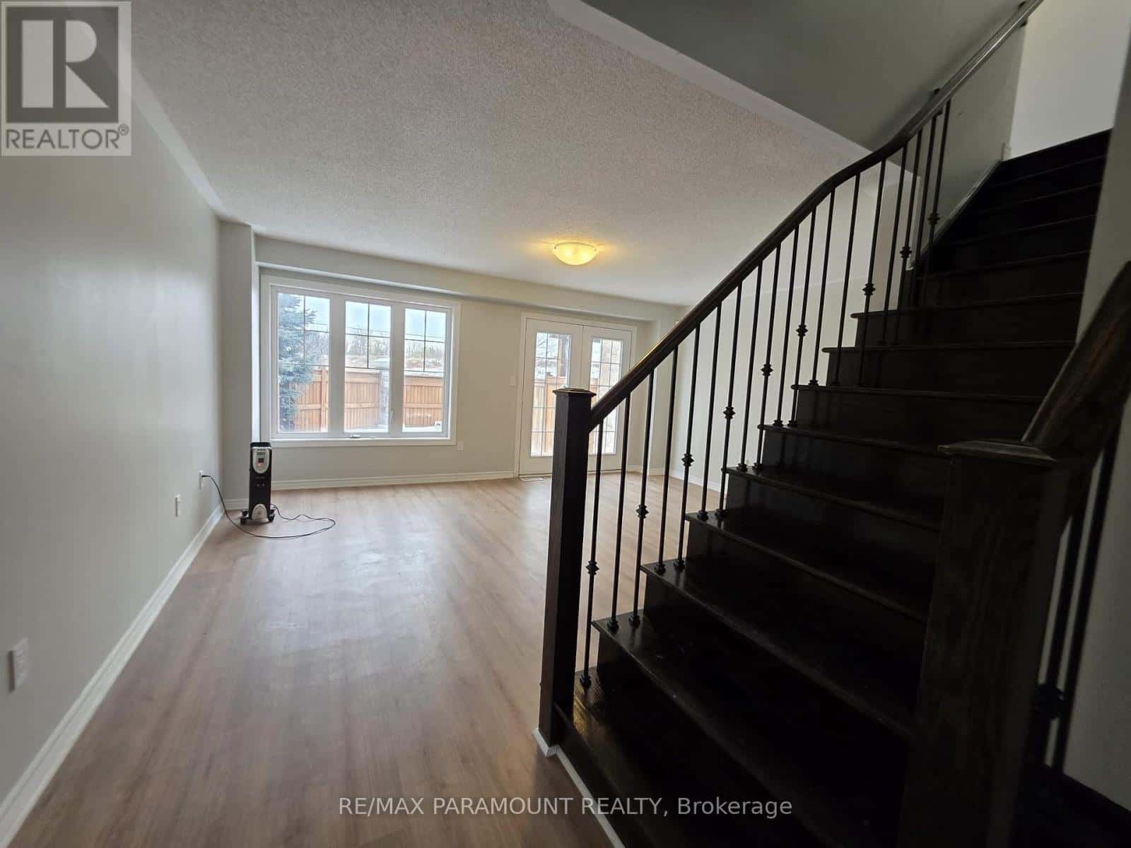 3 - 2006 TRAWDEN WAY — Oakville (BC Bronte Creek), Ontario - Photo 5 of 29