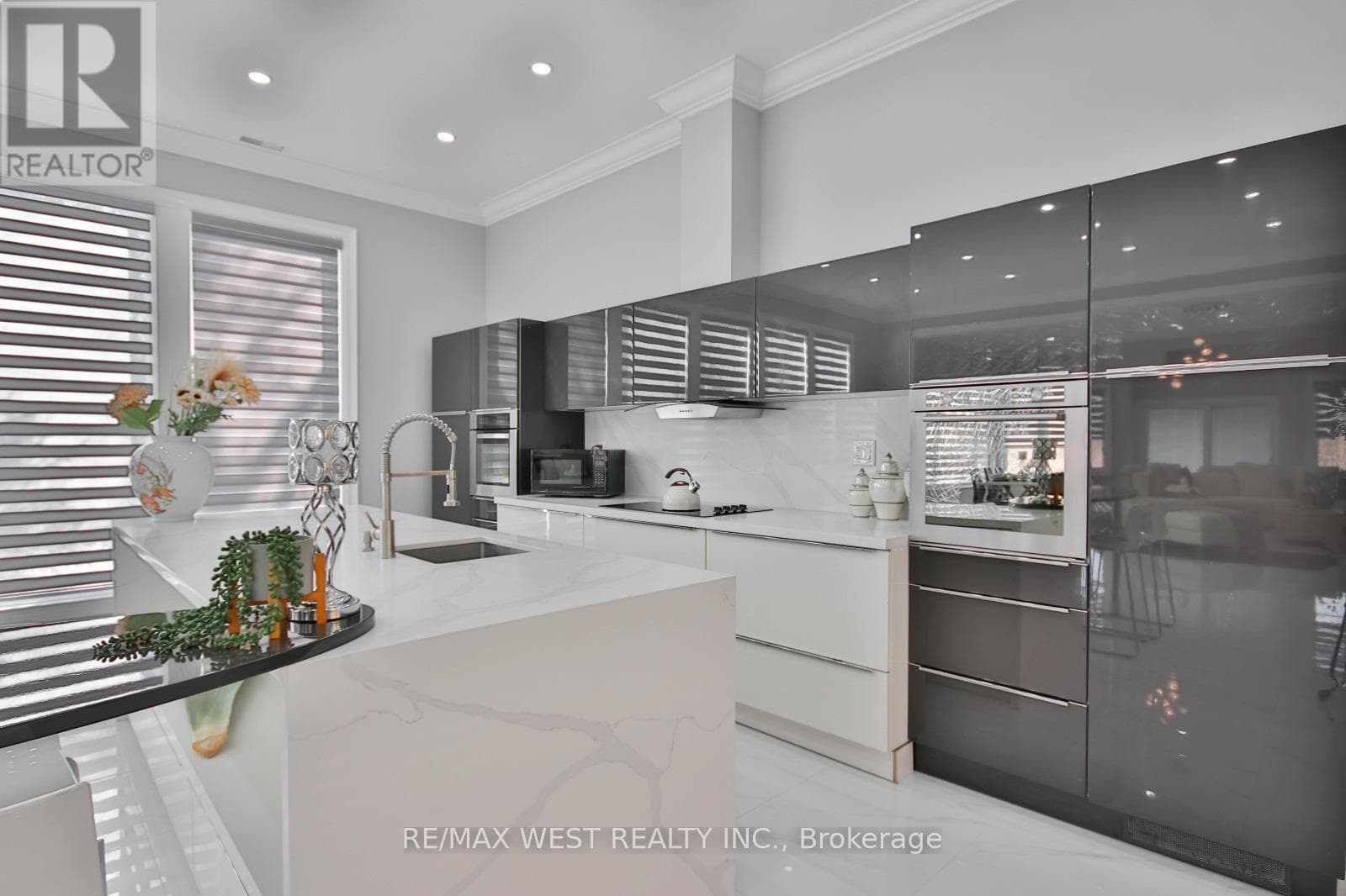 493 TOWNLINE ROAD N — Clarington (Courtice), Ontario - Main photo