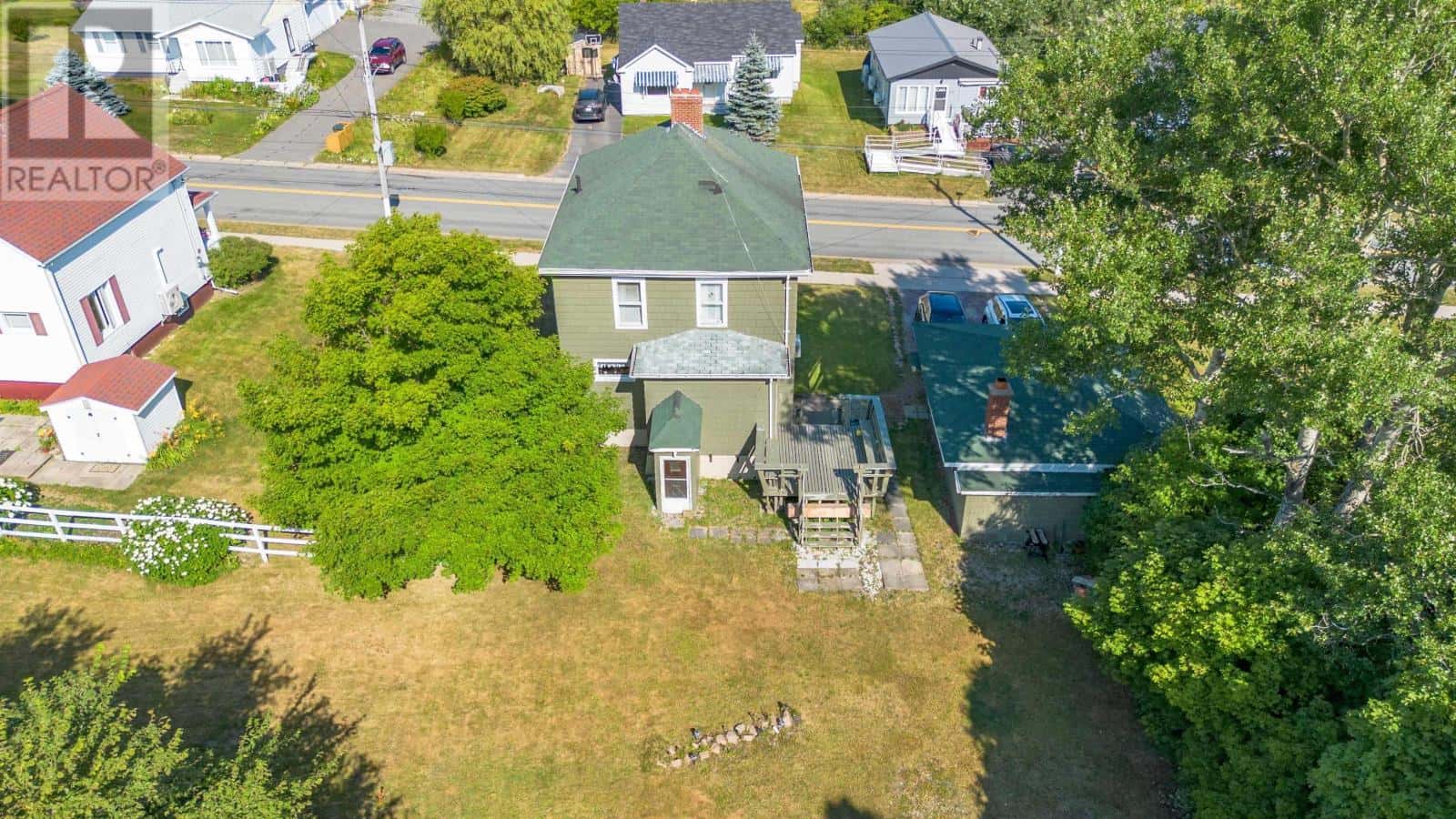 279 King Edward Street — Glace Bay, Nova Scotia - Photo 4 of 48