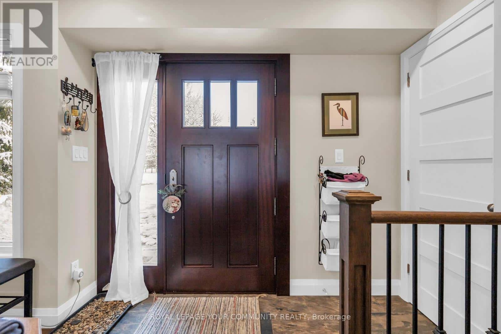 11 SUMMIT CRESCENT — East Gwillimbury (Holland Landing), Ontario - Photo 4 of 45