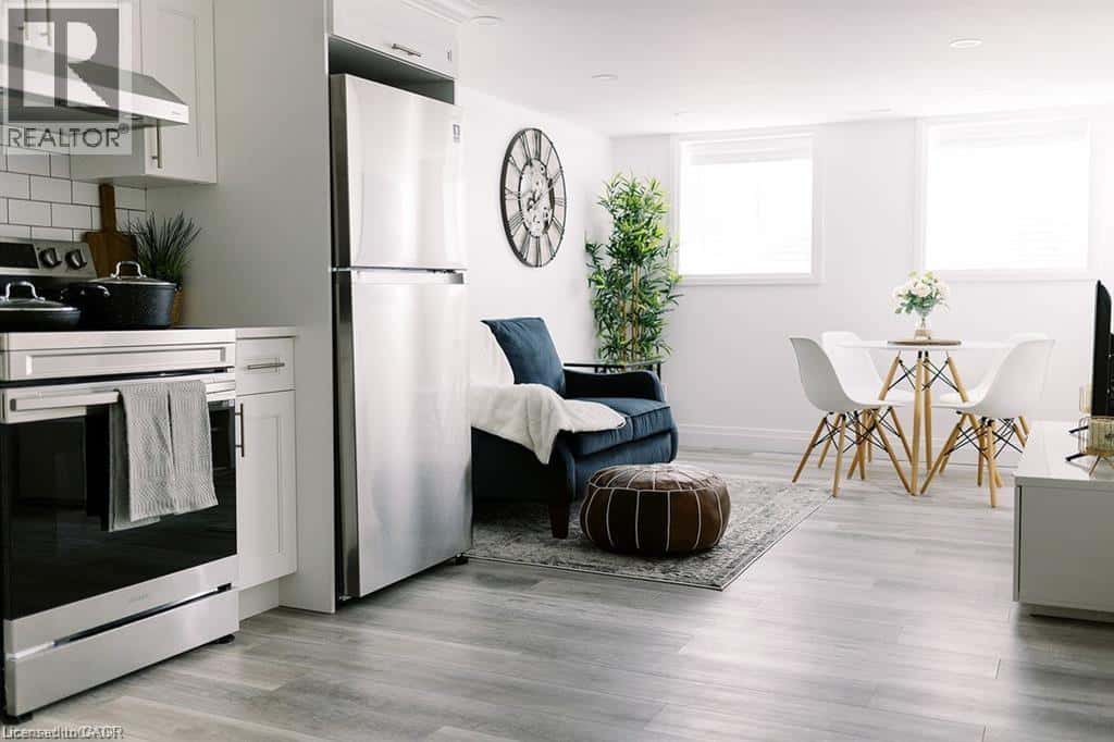 Kitchener — Kitchener - Photo 4 of 12