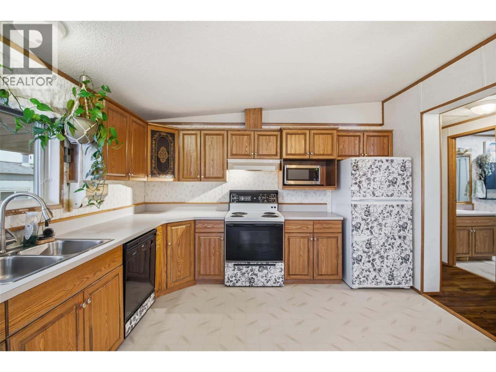 1655 ORD Road Unit# 178 — Kamloops, British Columbia - Photo 5 of 23