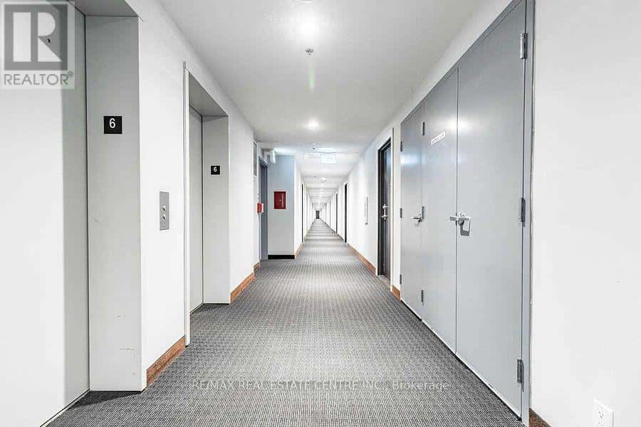 638 - 22 EAST HAVEN DRIVE — Toronto (Guildwood), Ontario - Photo 5 of 23