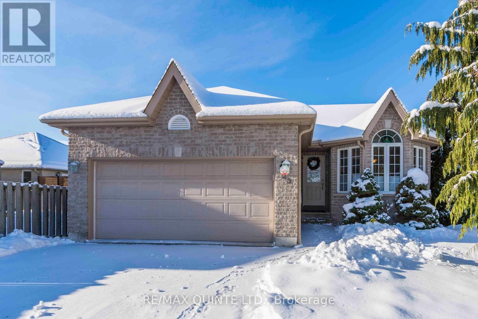 43 GAVEY STREET — Belleville (Thurlow Ward), Ontario - Main photo