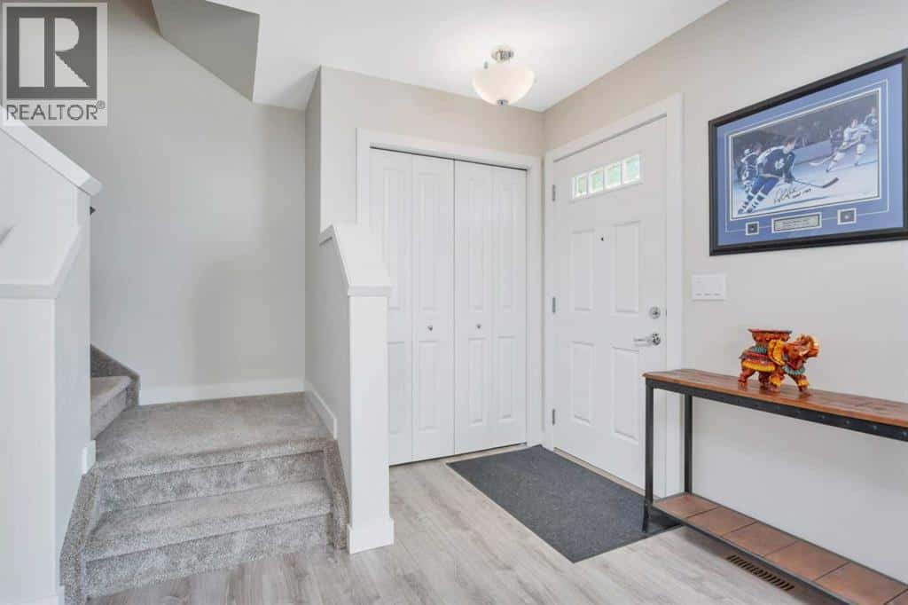 22 Latoria Court — Rural Red Deer County, Alberta - Photo 5 of 38