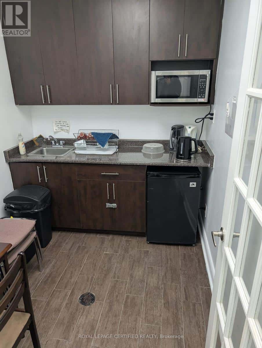 8 - 30 INTERMODAL DRIVE — Brampton (Gore Industrial South) - Photo 3 of 14