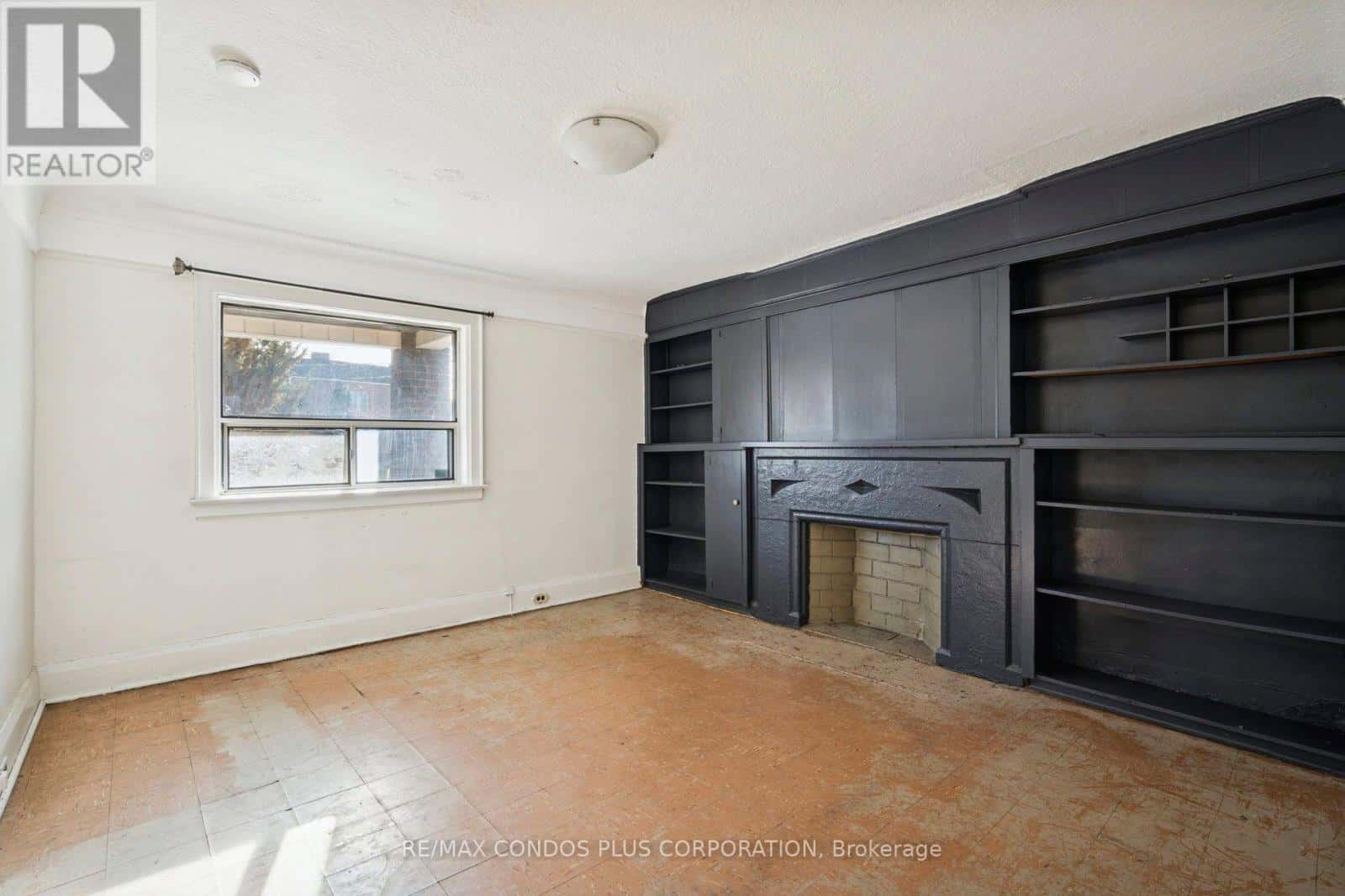 18 LEEDS STREET — Toronto (Dovercourt-Wallace Emerson-Junction), Ontario - Photo 5 of 28