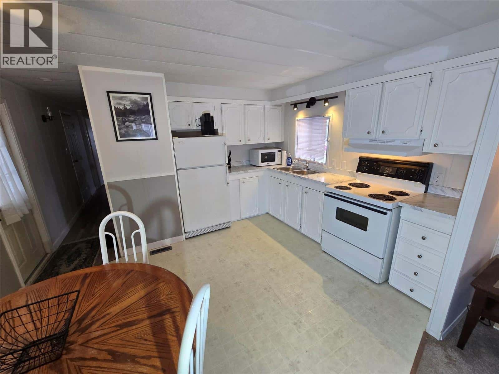 130 FERRY Road Unit# 18 — Clearwater, British Columbia - Photo 4 of 17