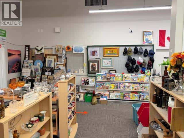 6 & 7-7030 ALBERNI STREET — Powell River - Photo 3 of 7