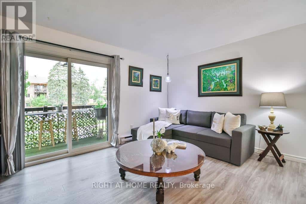 B6 - 179 EDGEHILL DRIVE — Barrie (Letitia Heights), Ontario - Photo 4 of 30