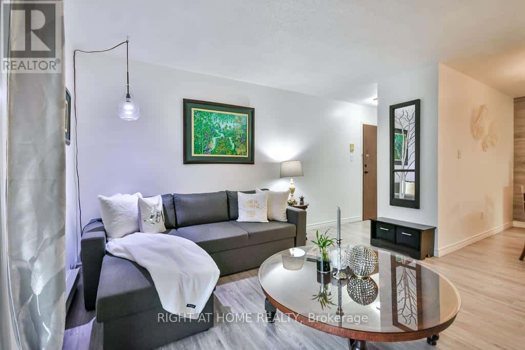 B6 - 179 EDGEHILL DRIVE — Barrie (Letitia Heights), Ontario - Photo 5 of 30