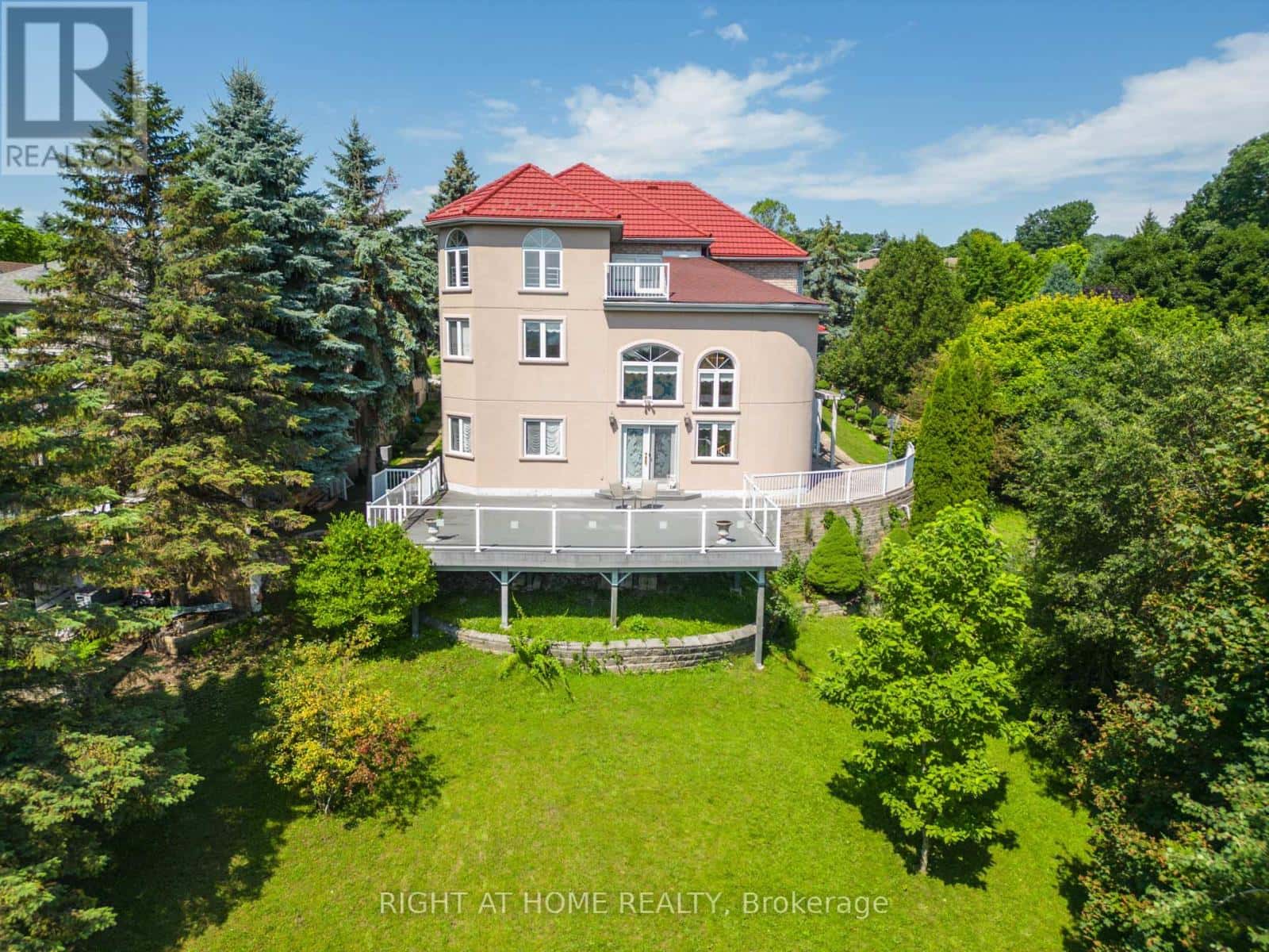 11 THACKERAY CRESCENT — Barrie (Letitia Heights), Ontario - Photo 5 of 50