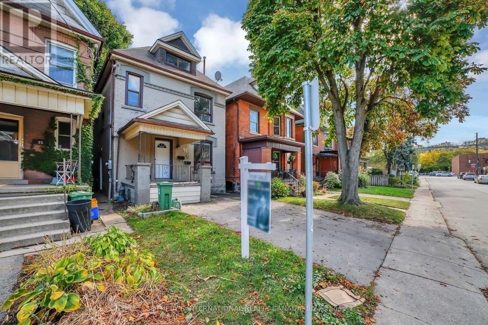 97 GARFIELD AVENUE S — Hamilton (Stipley), Ontario - Photo 4 of 41