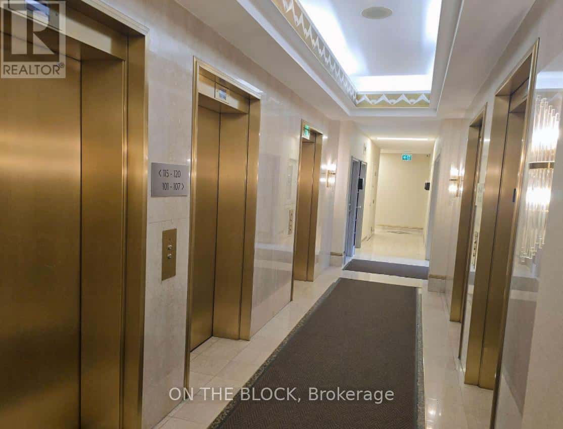 Toronto (Woburn) — Toronto (Woburn) - Photo 2 of 16