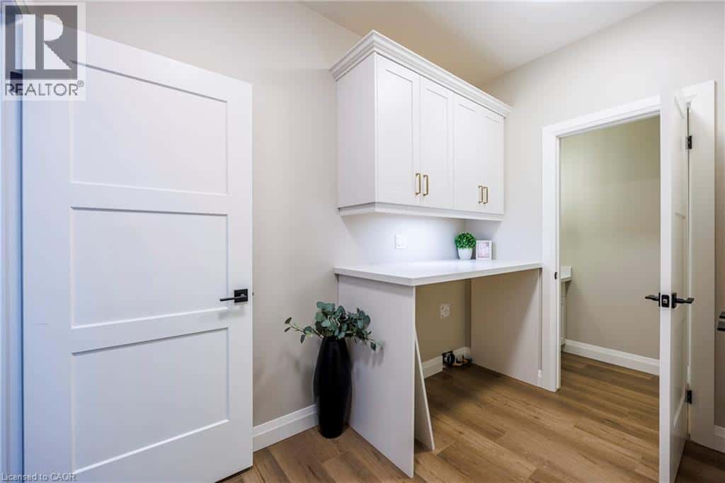 215 LAFAYETTE Street E — Jarvis, Ontario - Photo 5 of 26