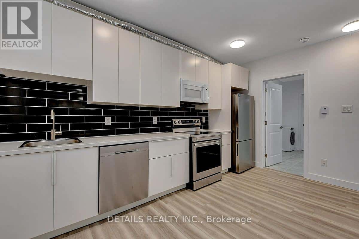 B - 285 B MONTFORT STREET — Ottawa - Photo 5 of 17