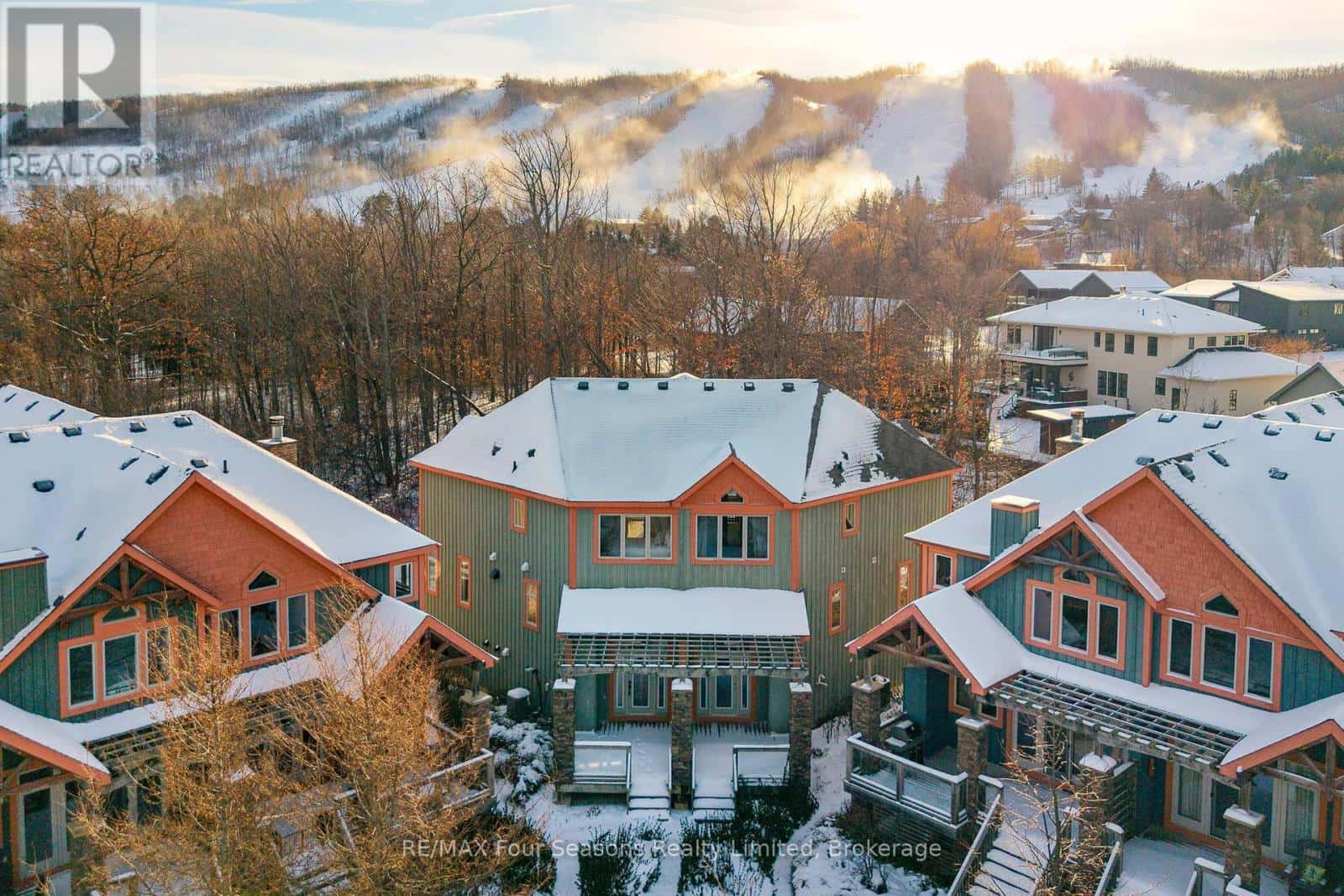 58 - 204 BLUESKI GEORGE CRESCENT — Blue Mountains, Ontario - Photo 2 of 46