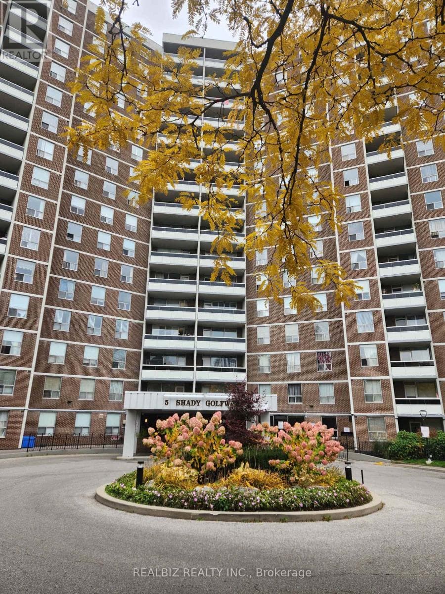 110 - 5 SHADY GOLFWAY — Toronto (Flemingdon Park) - Main photo