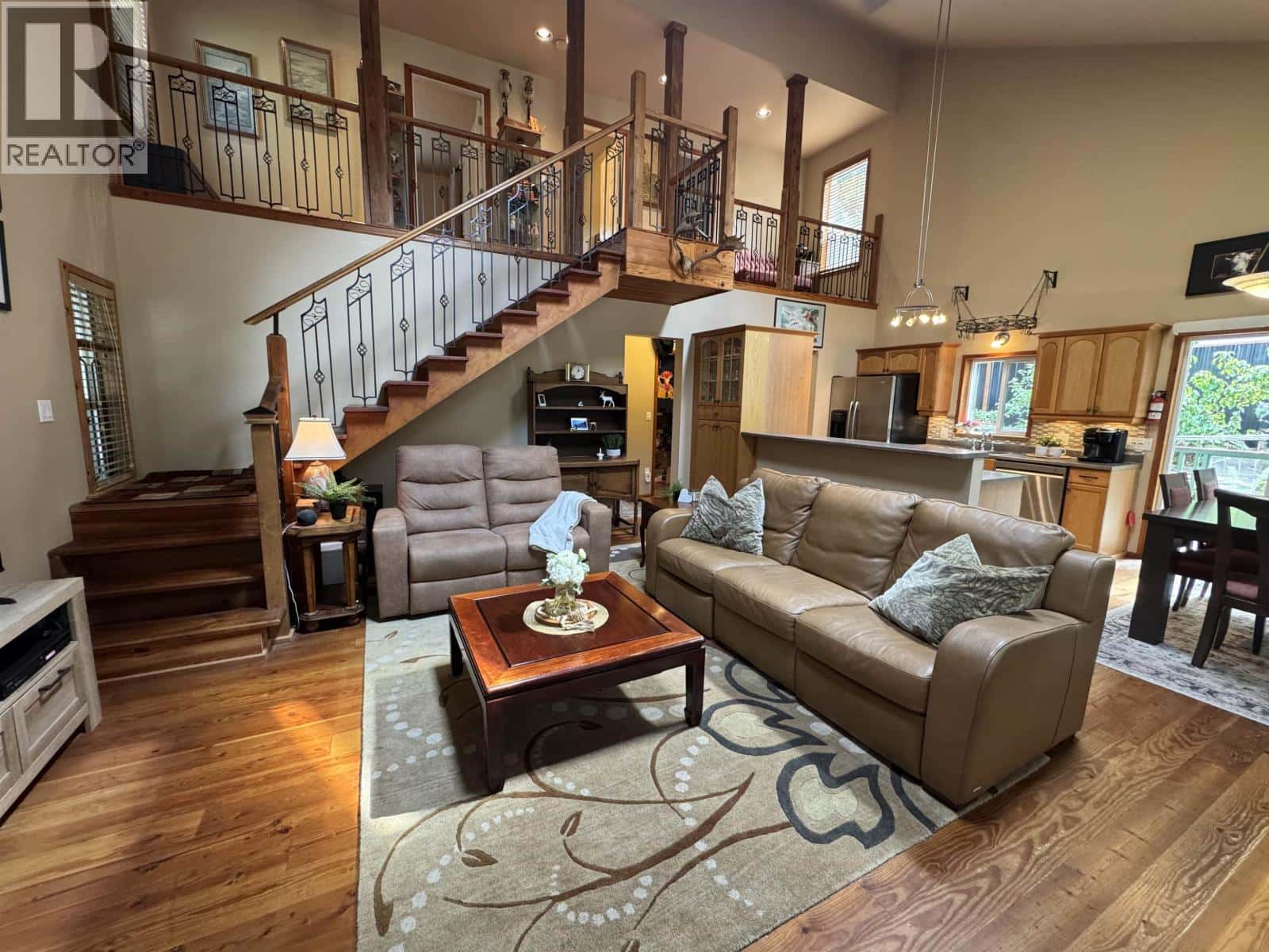 714 CHARTER ROAD — Mayne Island, British Columbia - Photo 2 of 40