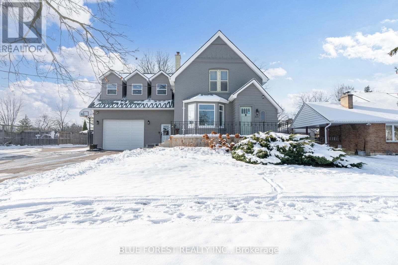 521 UPPER QUEEN STREET — London South (South P), Ontario - Main photo